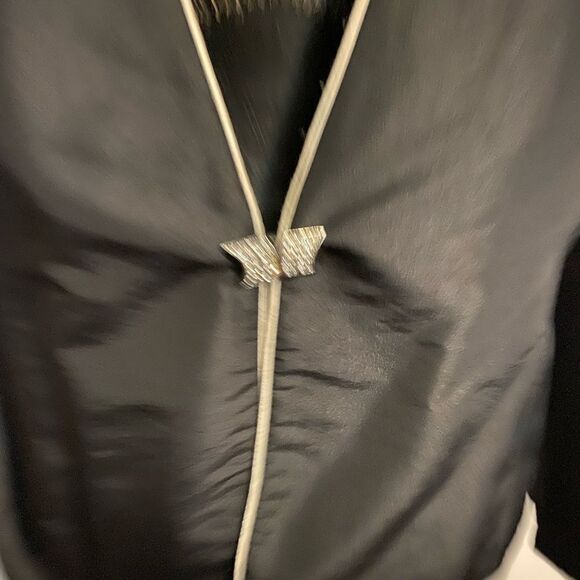 Verucci by Chancelle Black with White striping V-neck blazer,size 24W - Picture 3 of 4